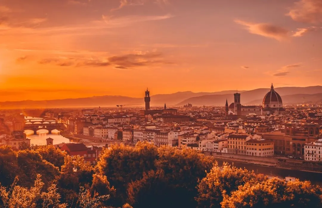 Appartamento PONTE VECCHIO con POSTO AUTO su richiesta-1